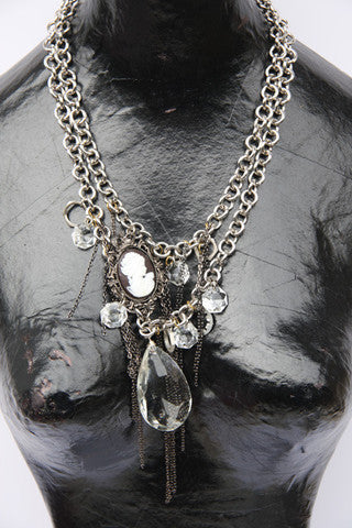 Antoinette No.300 | Cameo with gunmetal mixed metals