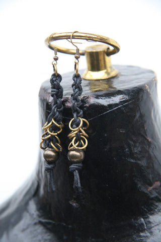 Denise No.612 | Knotted black with brass